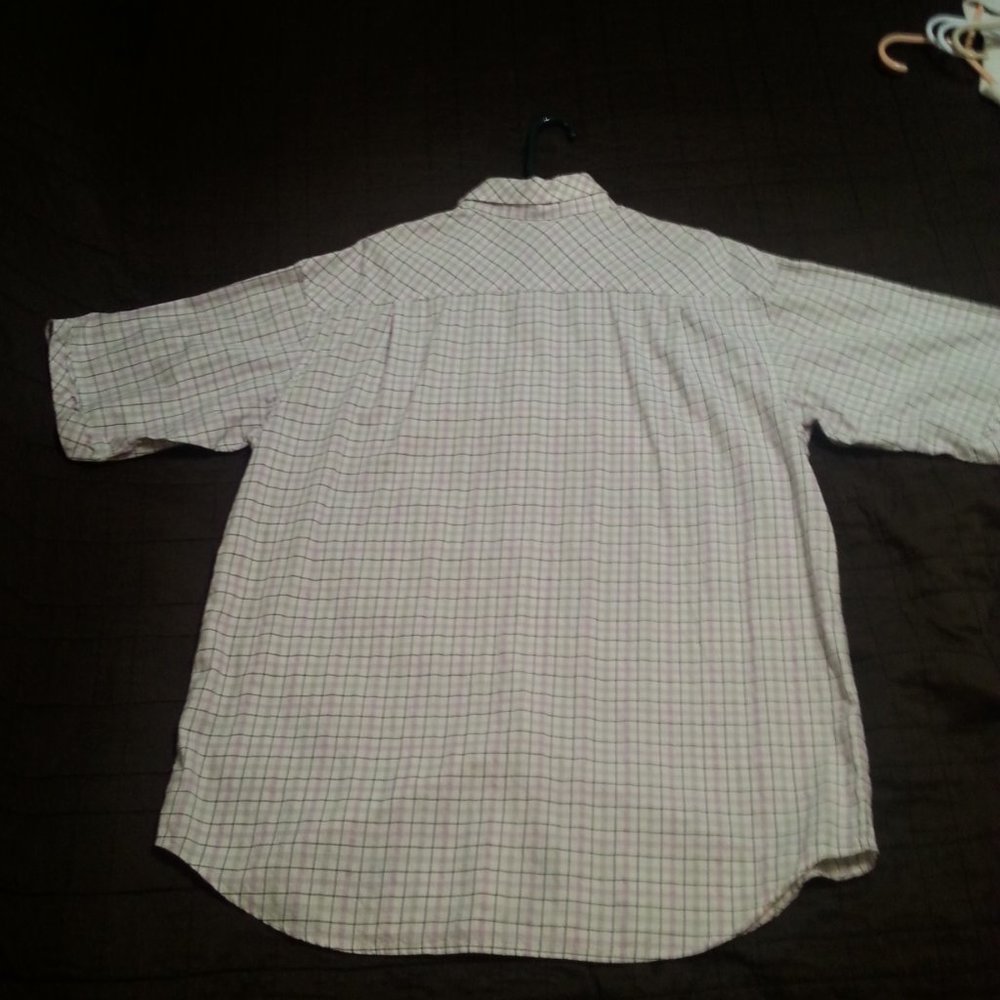 Sean John  Lightweight Plaid Button down mens shirt - Picture 2 of 7